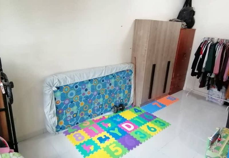 Laman Delfina @ Nilai Impian