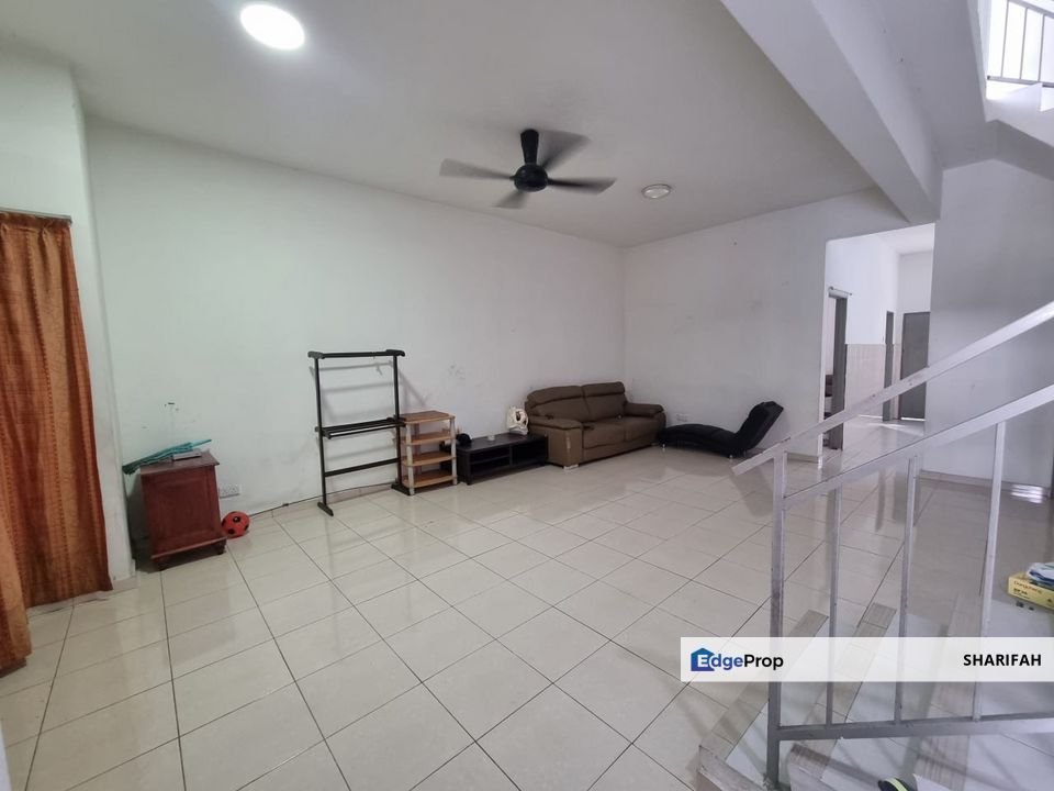 Rumah Teres 2 Tingkat Taman Desa Restu, Kota Warisan, Selangor, Sepang