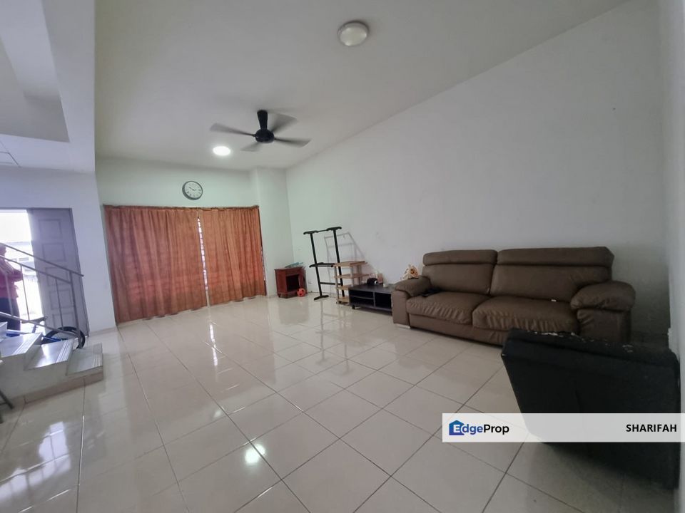 Rumah Teres 2 Tingkat Taman Desa Restu, Kota Warisan, Selangor, Sepang