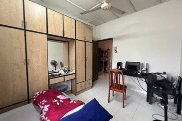 Taman Mawar, Bandar Baru Salak Tinggi