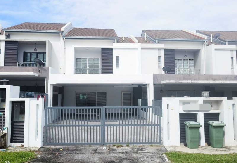 Laman Delfina @ Nilai Impian