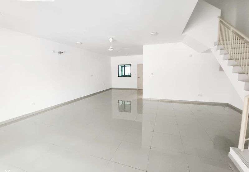 Laman Delfina @ Nilai Impian