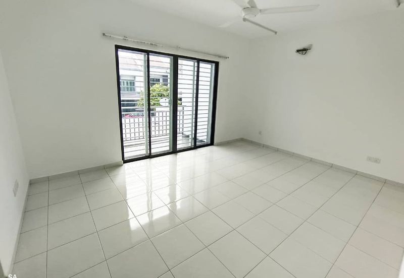 Laman Delfina @ Nilai Impian