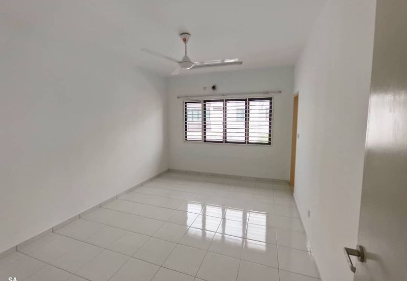 Laman Delfina @ Nilai Impian