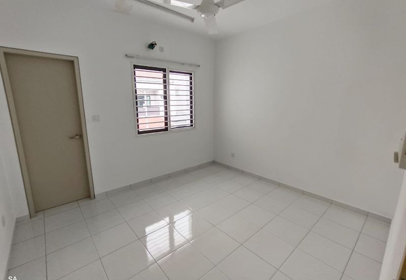 Laman Delfina @ Nilai Impian