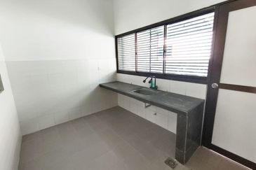 Laman Delfina @ Nilai Impian