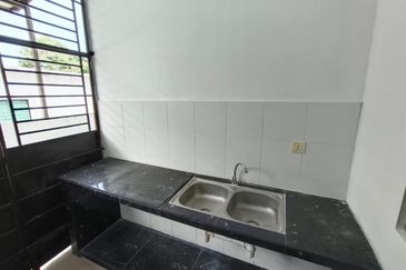 Laman Delfina @ Nilai Impian