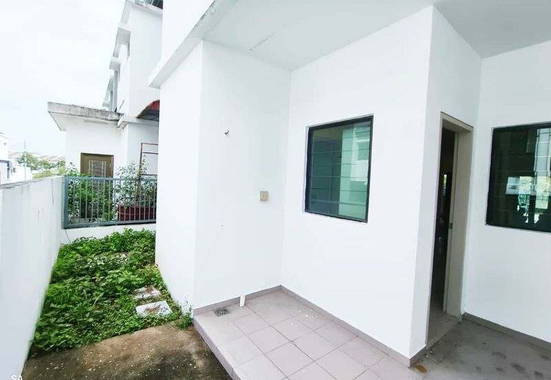 Laman Delfina @ Nilai Impian