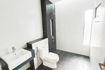 Laman Delfina @ Nilai Impian