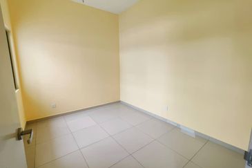 Laman Delfina @ Nilai Impian