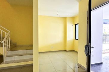 Laman Delfina @ Nilai Impian