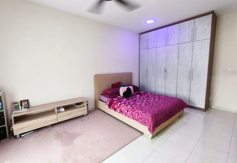 Laman Delfina @ Nilai Impian