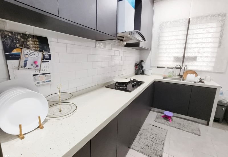 Laman Delfina @ Nilai Impian