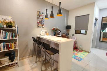 Laman Delfina @ Nilai Impian