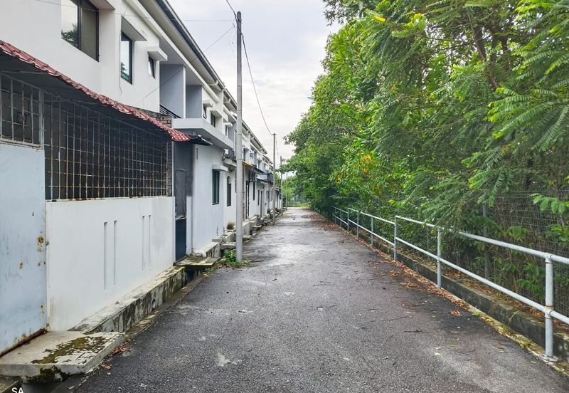 Laman Delfina @ Nilai Impian