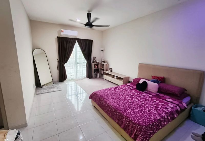 Laman Delfina @ Nilai Impian