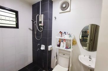 Laman Delfina @ Nilai Impian