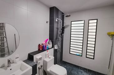 Laman Delfina @ Nilai Impian