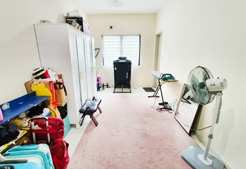 Laman Delfina @ Nilai Impian