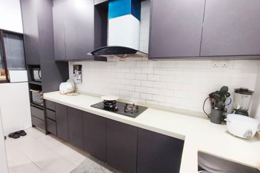 Laman Delfina @ Nilai Impian