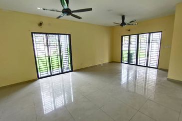 Laman Delfina @ Nilai Impian