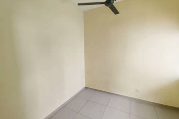 Laman Delfina @ Nilai Impian