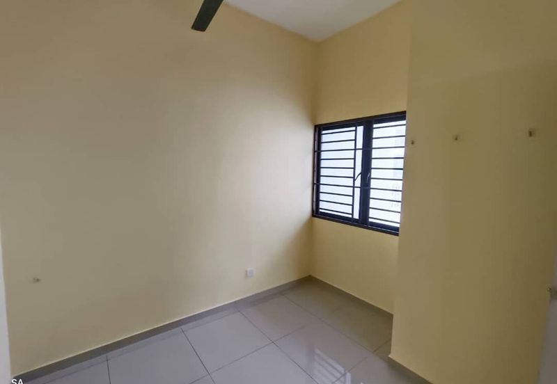 Laman Delfina @ Nilai Impian