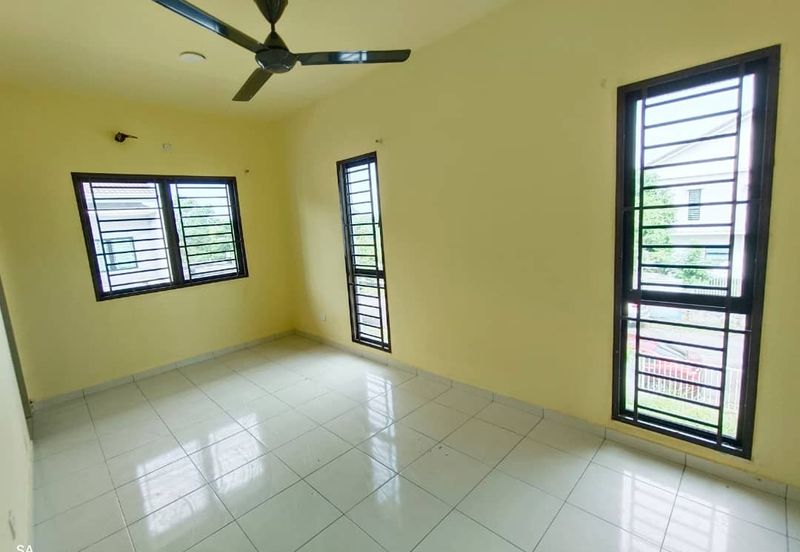 Laman Delfina @ Nilai Impian