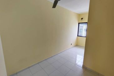 Laman Delfina @ Nilai Impian