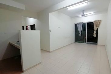 ANGGERIK COURT APARTMENT (PUTRA NILAI)
