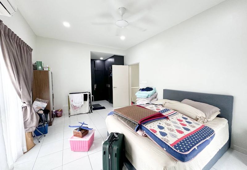 Laman Delfina @ Nilai Impian