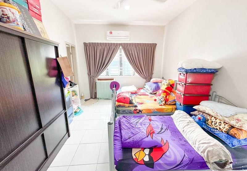 Laman Delfina @ Nilai Impian