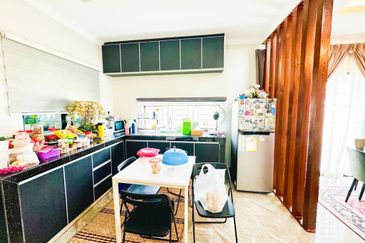 Laman Delfina @ Nilai Impian