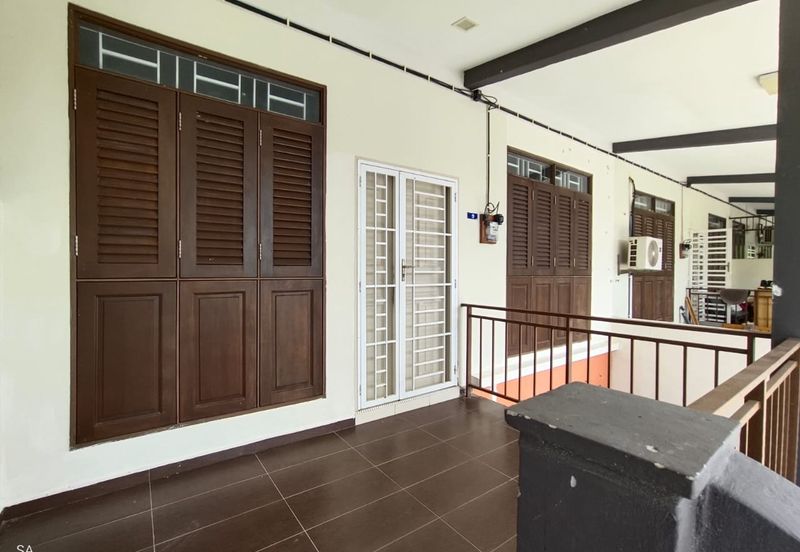 RUMAH TERES SETINGKAT TAMAN PANDAN JAYA SEKSYEN 1, MELAKA UNTUK DIJUAL