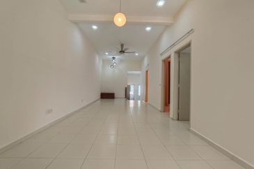 RUMAH TERES SETINGKAT TAMAN PANDAN JAYA SEKSYEN 1, MELAKA UNTUK DIJUAL