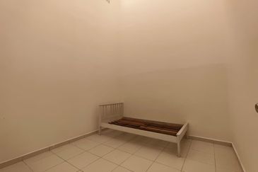 RUMAH TERES SETINGKAT TAMAN PANDAN JAYA SEKSYEN 1, MELAKA UNTUK DIJUAL