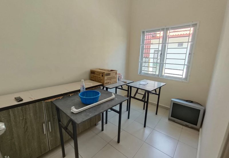 RUMAH TERES SETINGKAT TAMAN PANDAN JAYA SEKSYEN 1, MELAKA UNTUK DIJUAL