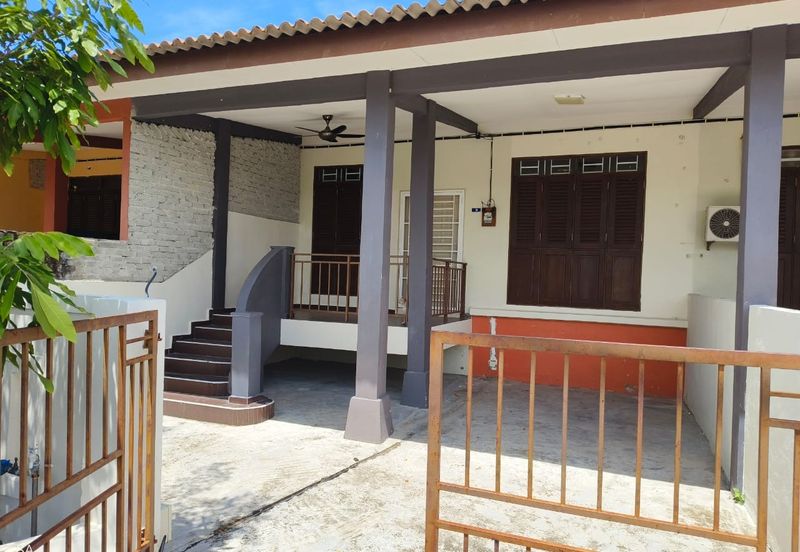 RUMAH TERES SETINGKAT TAMAN PANDAN JAYA SEKSYEN 1, MELAKA UNTUK DIJUAL