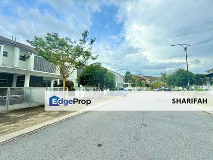 Laman Cempaka Suria Kota Seriemas Nilai  Double Storey Terrace Superlink 24x90 For Sale, Negeri Sembilan, Nilai