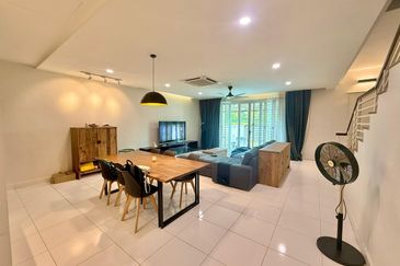 Laman Cempaka Suria, Kota Seriemas