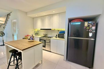 Laman Cempaka Suria, Kota Seriemas