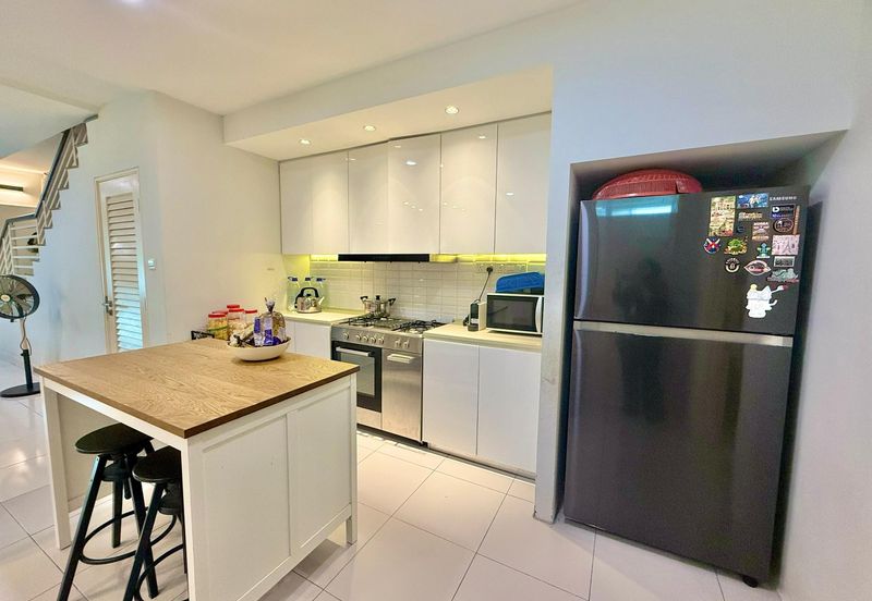 Laman Cempaka Suria, Kota Seriemas