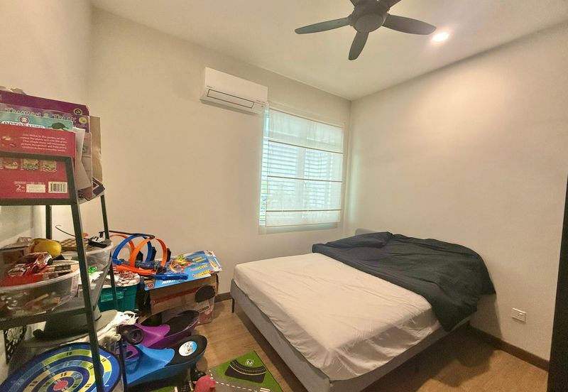 Laman Cempaka Suria, Kota Seriemas