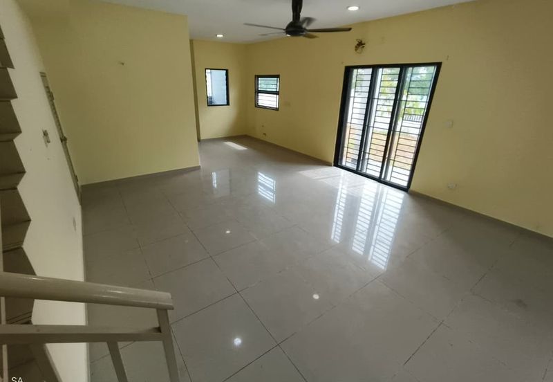 Laman Delfina @ Nilai Impian