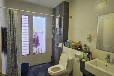 Laman Delfina @ Nilai Impian