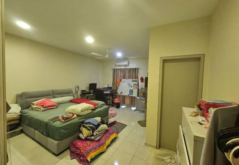 Laman Delfina @ Nilai Impian