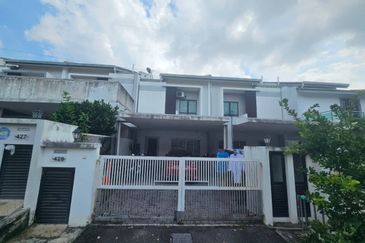 Laman Delfina @ Nilai Impian