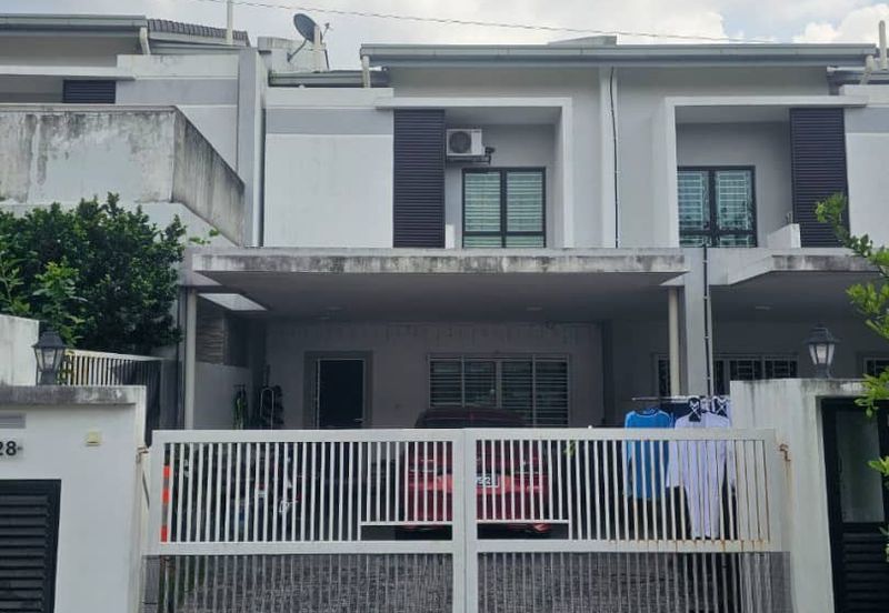 Laman Delfina @ Nilai Impian