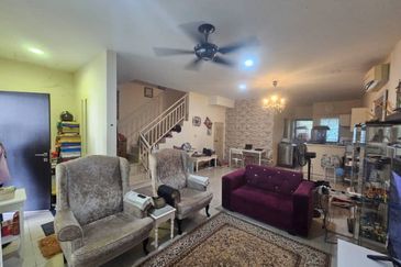 Laman Delfina @ Nilai Impian