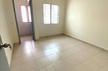 Laman Kenanga @ Nilai Impian